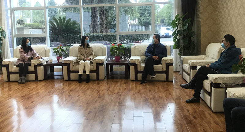 news01.jpg news01.jpg